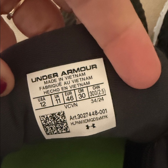 Under Armour Black and White baseball cleats